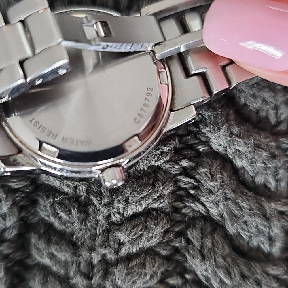 Bulova watch - Picture 3 of 3